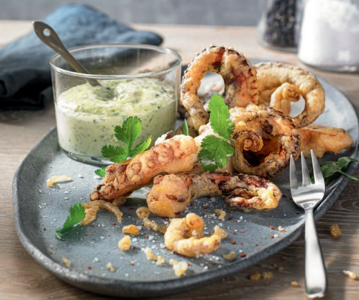 Ośmiornica w tempurze z sosem aioli z wasabi i kolendrą