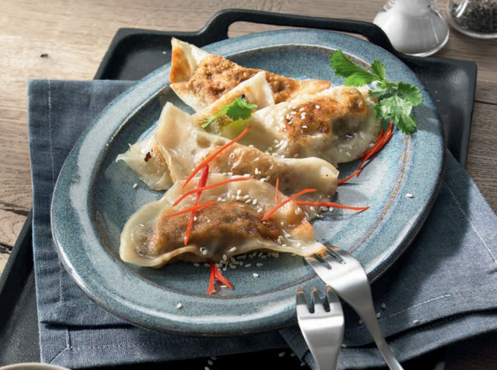 Pierożki gyoza z nadzieniem grzybowym
